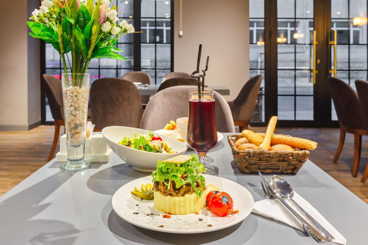 Aksent Hotel Baku Luaran gambar